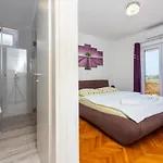 Mayer Villa *